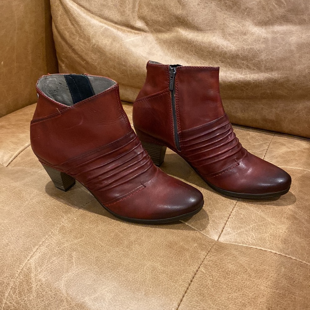 Size US9 / EU40 red/burgundy Pikolinos boots - Picture 2 of 9